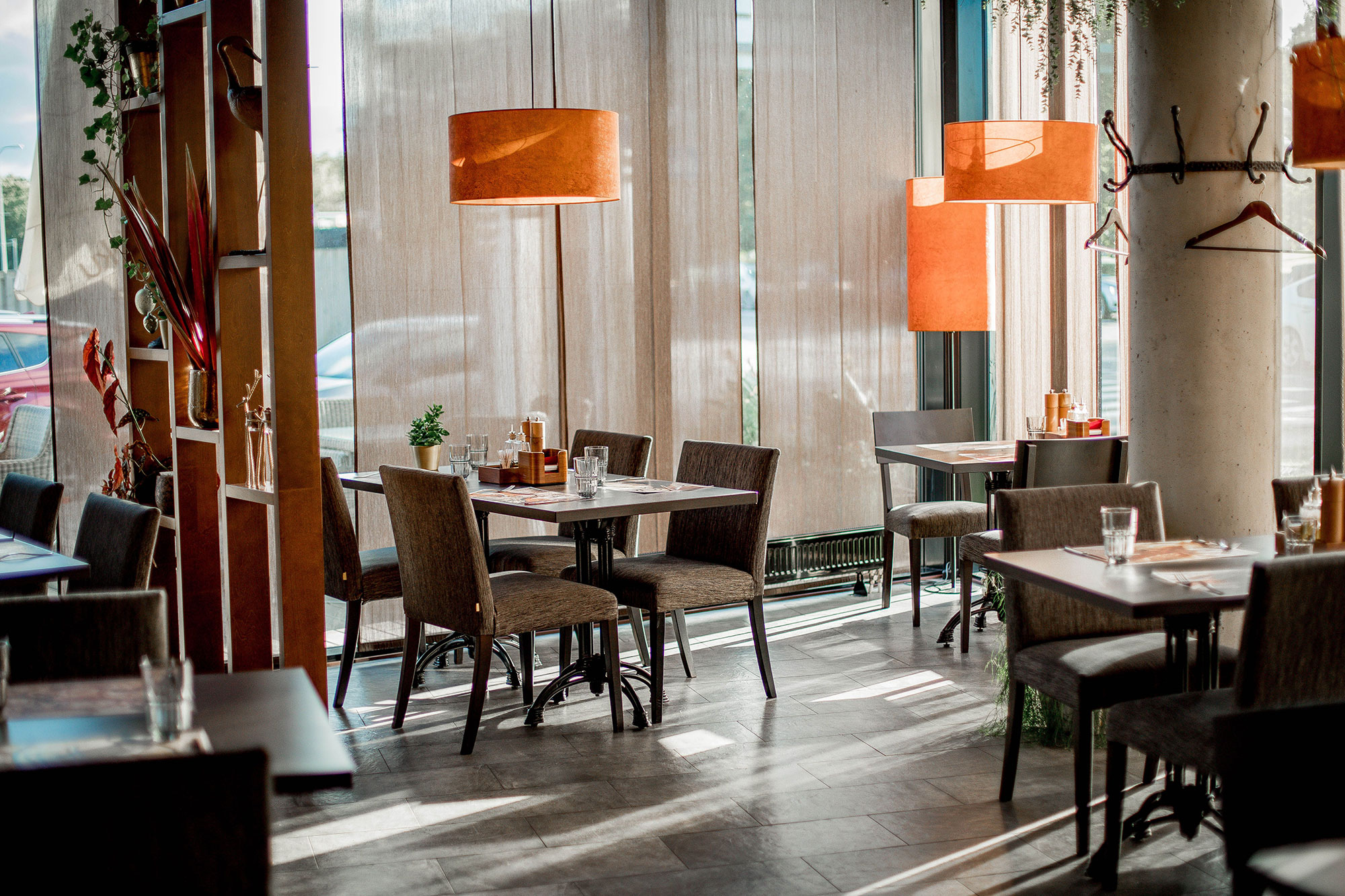 leisure-restaurant-5